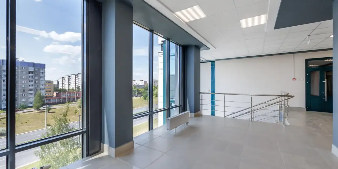 Offices and Workspaces Window Cleaning